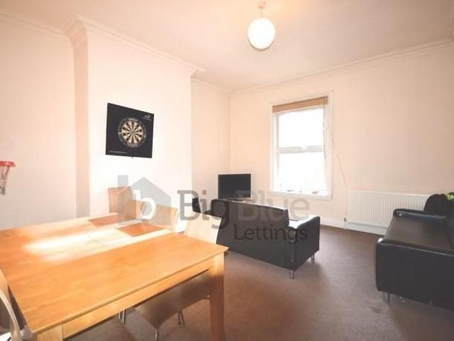 Apartment for rent in Headingley Hill, Leeds