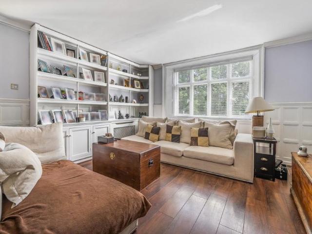 Apartment for rent in Royal Borough of Kingston upon Thames, Greater London