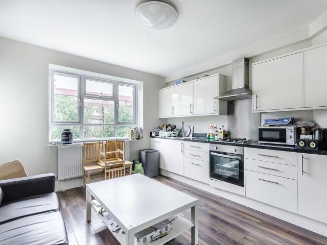 Flat for rent in Shepherd's Bush, Greater London