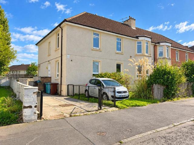 Flat for rent in Whinhall, Airdrie