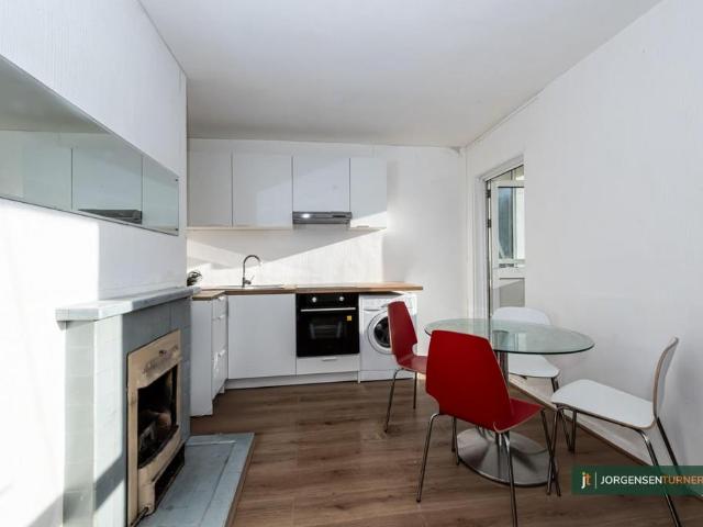 Flat for rent in South Hampstead, Greater London