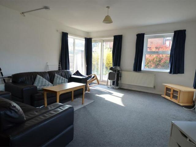 Apartment for rent in Selly Oak, Isle Of Man