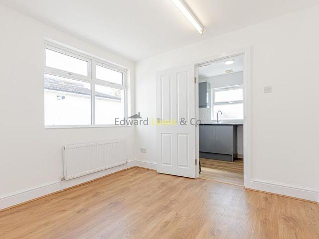 Apartment for rent in Leytonstone, Greater London