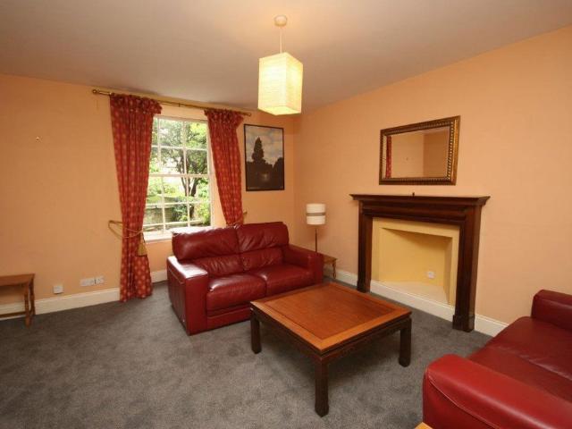 Flat for rent in New Town, Scotland