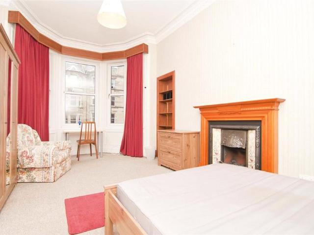 Apartment for rent in Marchmont, Scotland