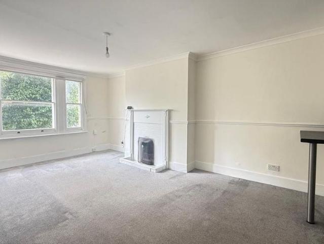 Apartment for rent in Aldrington