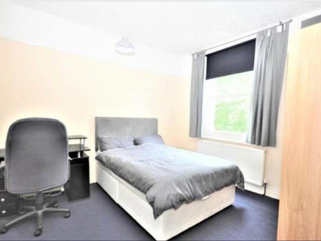 Apartment for rent in Tolworth, Greater London