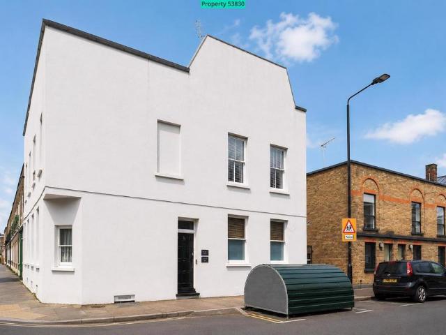 Flat for rent in Stepney, Greater London