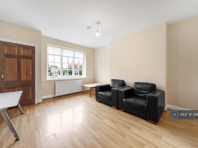Flat for rent in Greater London