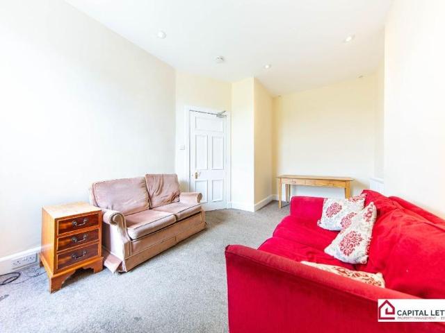 Apartment for rent in Ashgrove, Ballindoch