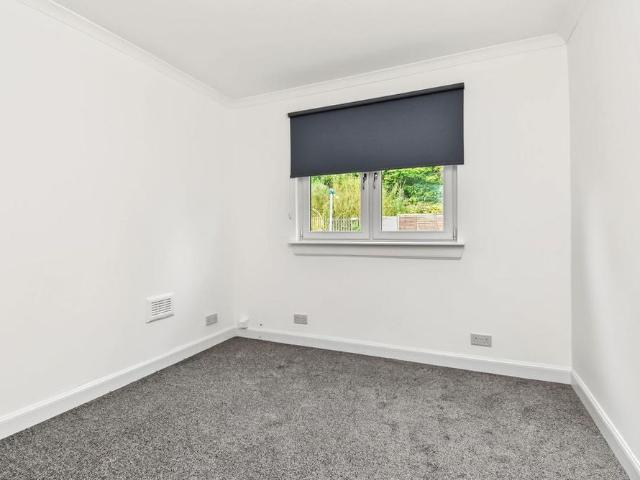 Apartment for rent in Highland Park, Kilsyth