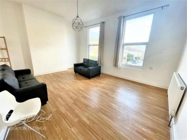Flat for rent in Streatham Hill, Greater London