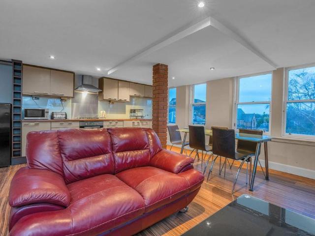 Apartment for rent in Craigmillar Park, Newington