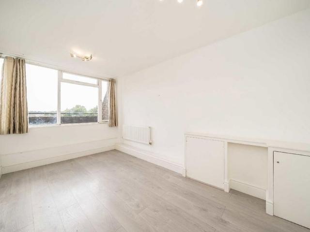 Apartment for rent in London Borough of Lambeth, Greater London