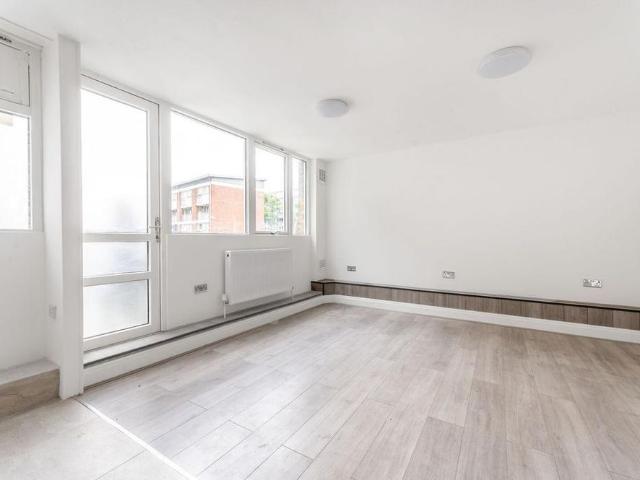 Apartment for rent in Brixton, Greater London