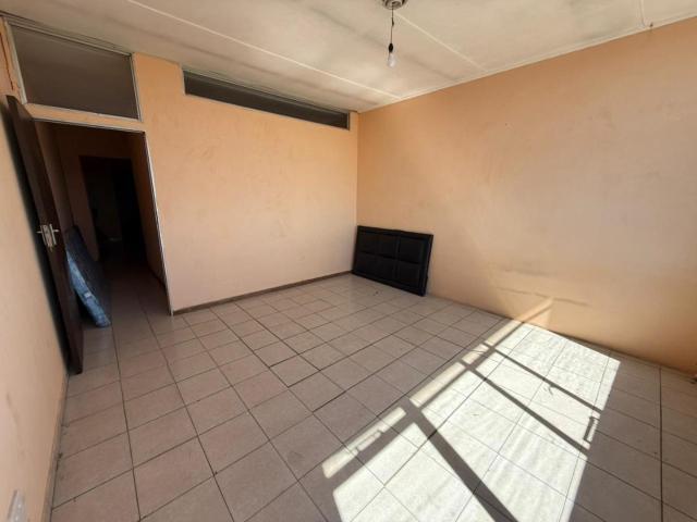 Apartment for rent in Vosloorus, Gauteng