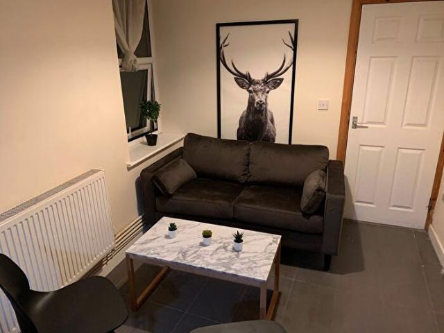 Apartment for rent in Mount Pleasant, Swansea