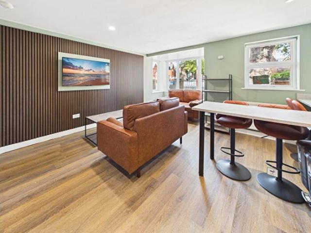 Apartment for rent in Old Lenton, Haddon