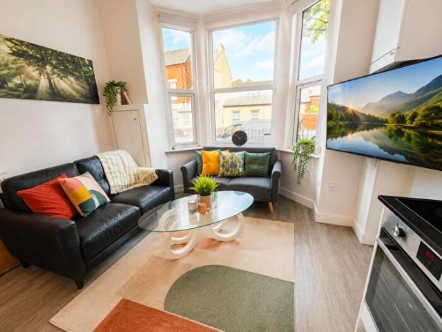 Apartment for rent in Compton Acres, Barton In Fabis