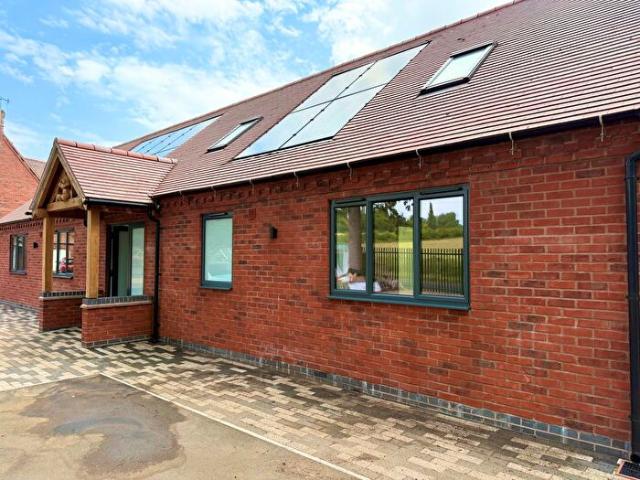 Apartment for rent in Green Close, Warwickshire