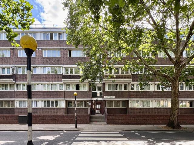 Apartment for rent in Earl's Court, Greater London
