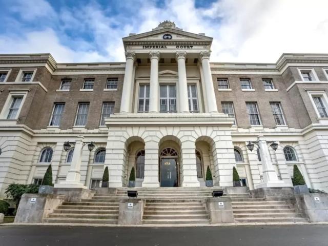 Apartment for rent in Kennington, Greater London
