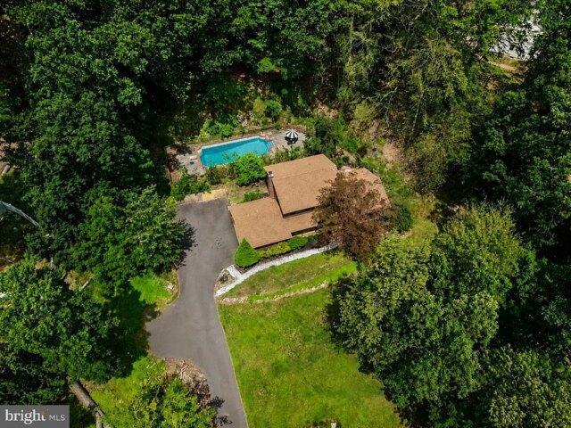 House for sale in Ringoes, New Jersey