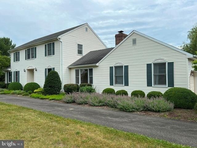 House for sale in Neshanic Station, New Jersey