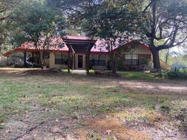 House for sale in Florien, Louisiana