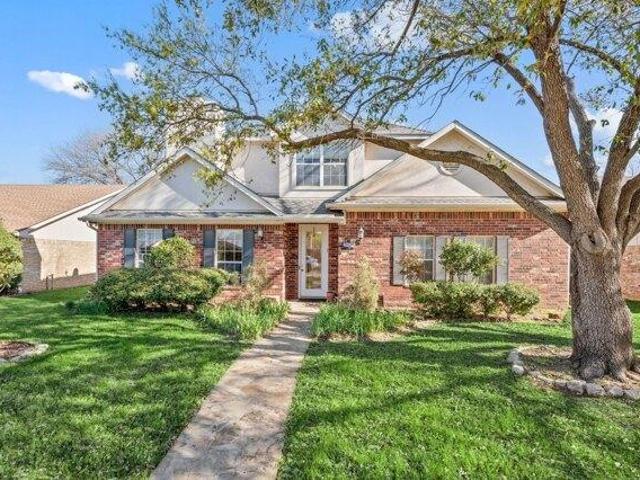 House for sale in Flower Mound, Texas