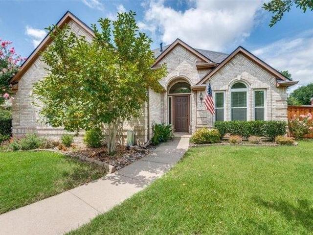 House for sale in Denton, Texas