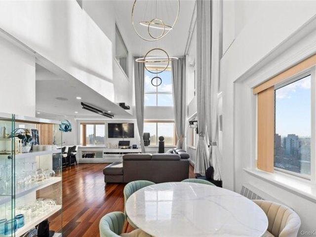 Condo for sale in Queens, Arverne