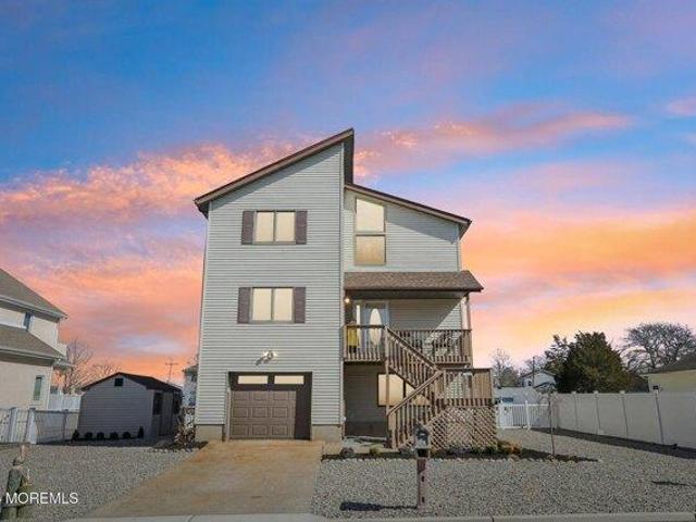 House for sale in Forked River