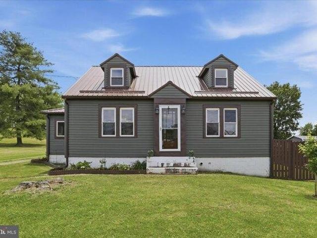 House for sale in Fort Ashby, West Virginia