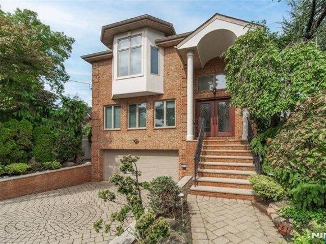 House for sale in Fort Lee, Bergen County