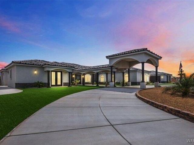 House for sale in Fort Mohave