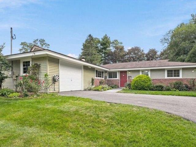 House for sale in Framingham, Middlesex County