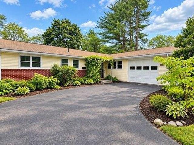 House for sale in Framingham, Middlesex County