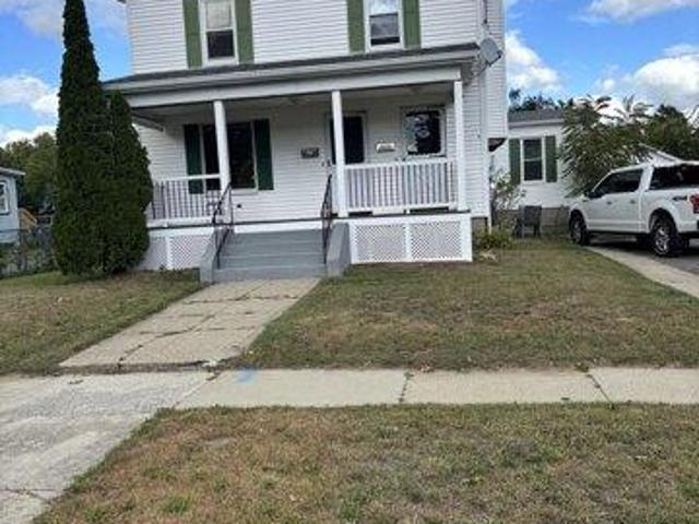 House for sale in Framingham, Middlesex County