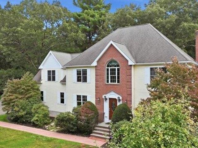 House for sale in Framingham, Middlesex County