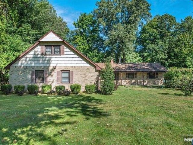 House for sale in Franklin Lakes, Bergen County