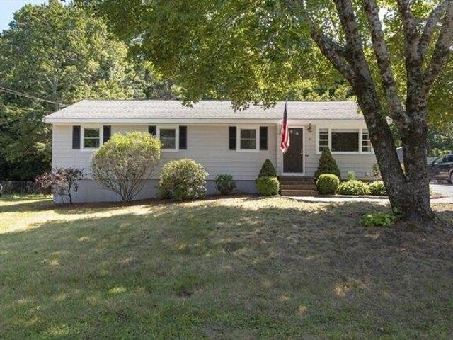 House for sale in Franklin, Massachusetts