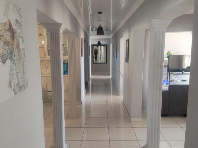 Property for sale in Geelhoutpark, Rustenburg Local Municipality