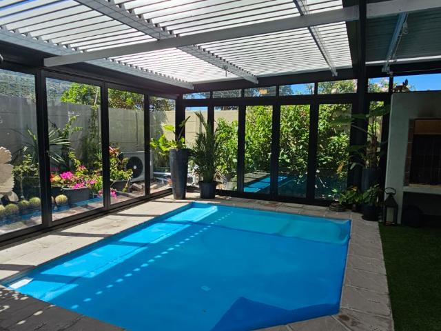 House for rent in Cape Town Ward 64, Fish Hoek