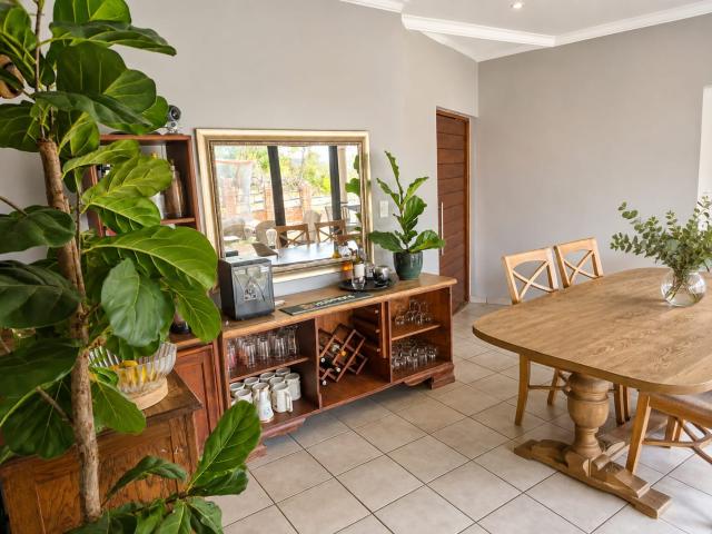 House for rent in Hartbeespoort Dam Nature Reserve, North West