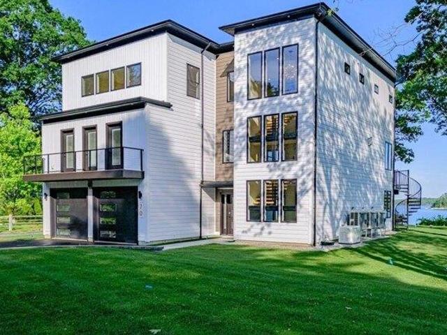 House for sale in Freeport, Maine