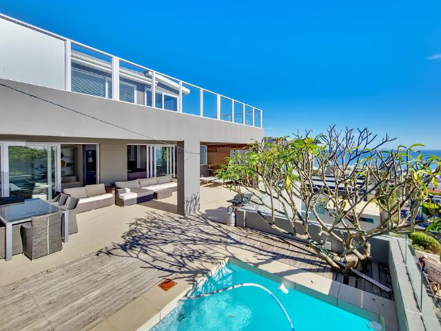 House for rent in Fresnaye, Cape Town