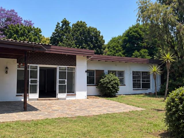 House for rent in Robindale, Johannesburg