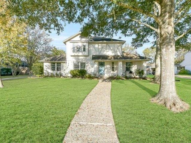 House for sale in Friendswood, Texas