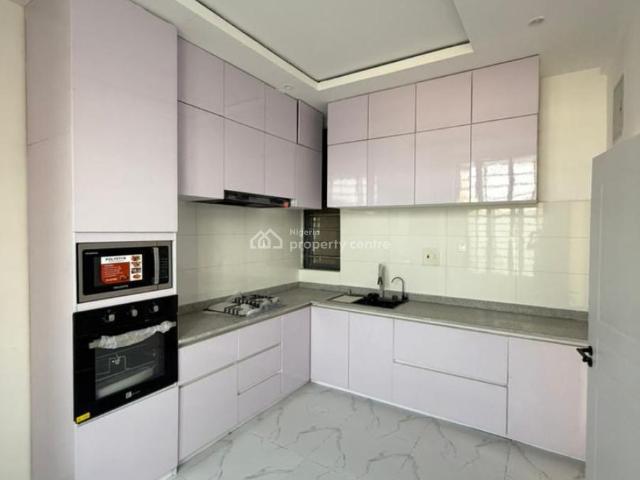 Detached duplex for sale in Eti Osa, Lagos